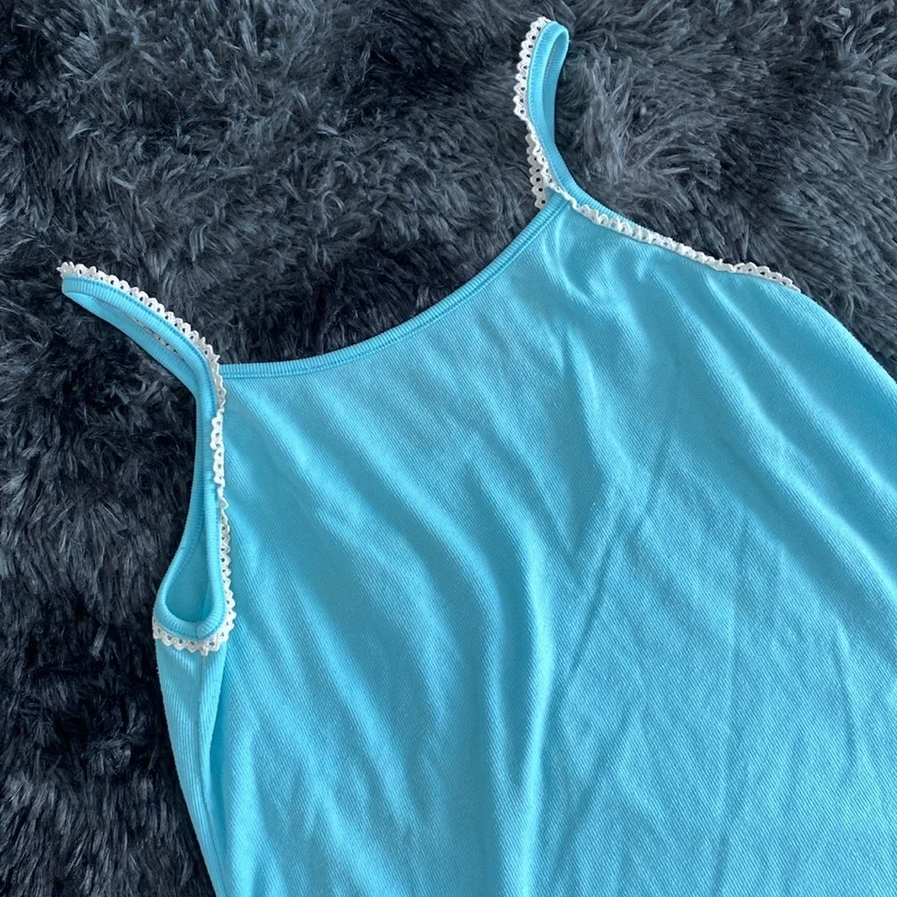 Zuhaila baby blue sleepwear tank top